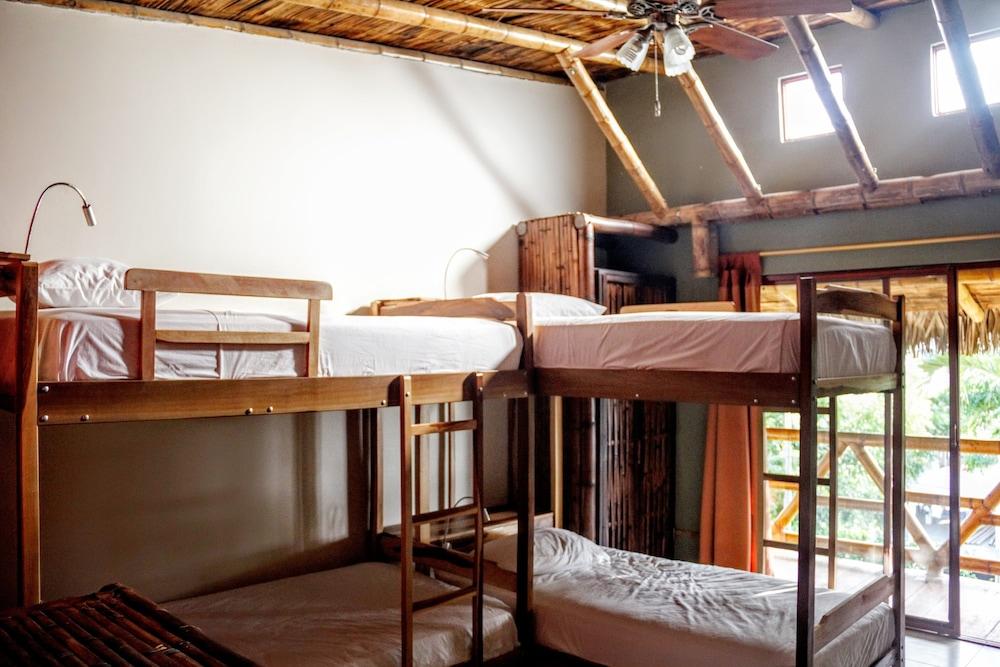 Nativa Bambu Ecolodge