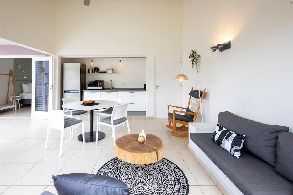 Coral Estate Luxury Resort