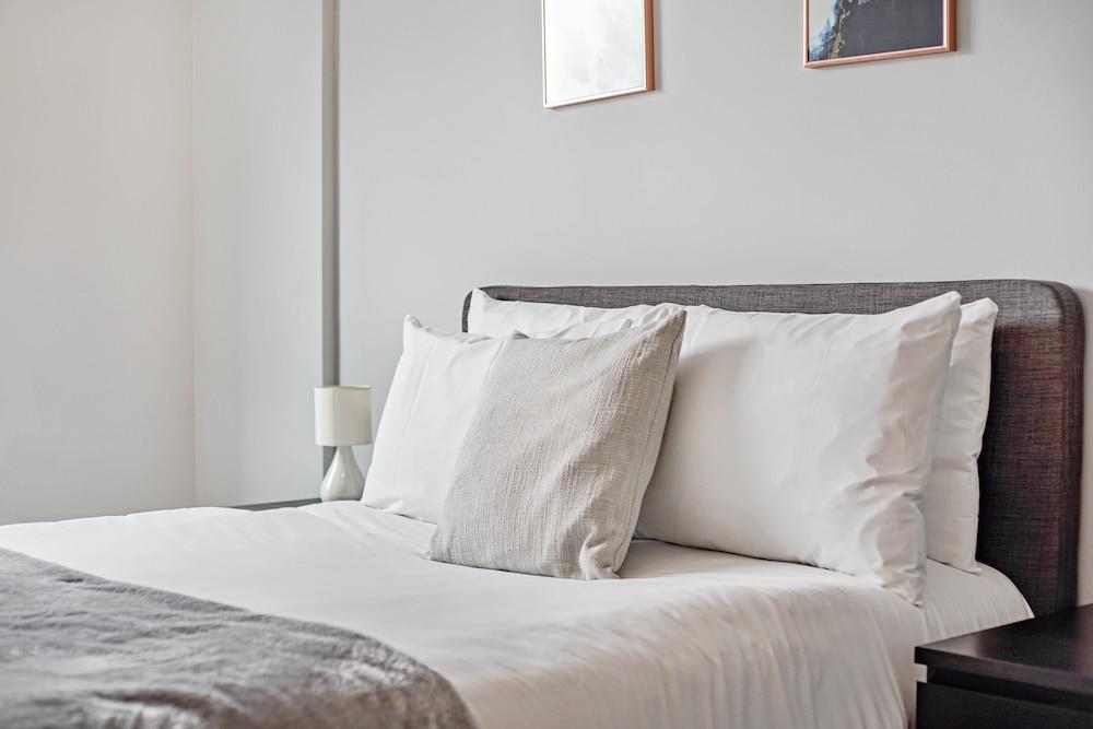 2 Bed Cozy Apartment near Regents Park with WiFi