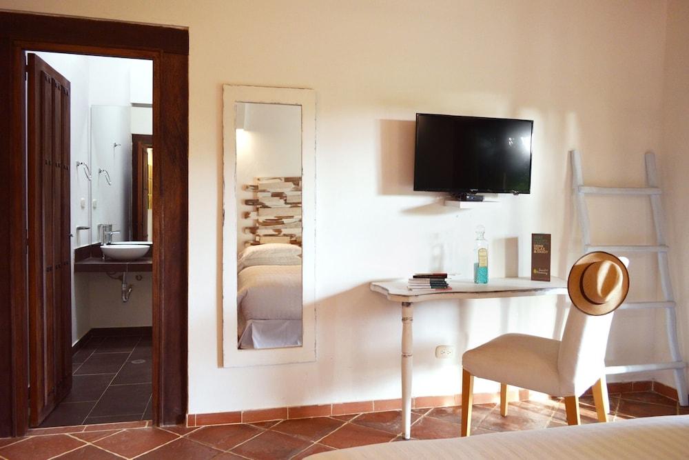 Sweet Harmony Hotel Boutique by Xarm Hotels