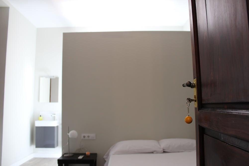 NWT Paradise Urban Hostel