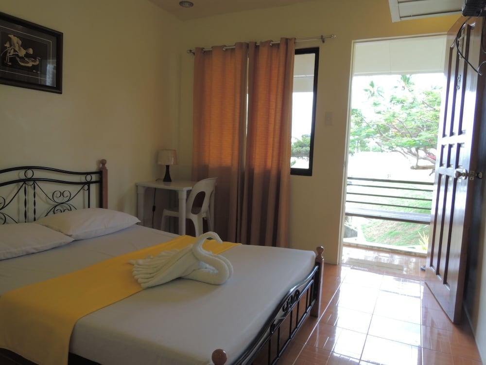 Hisoler's Beach Resort