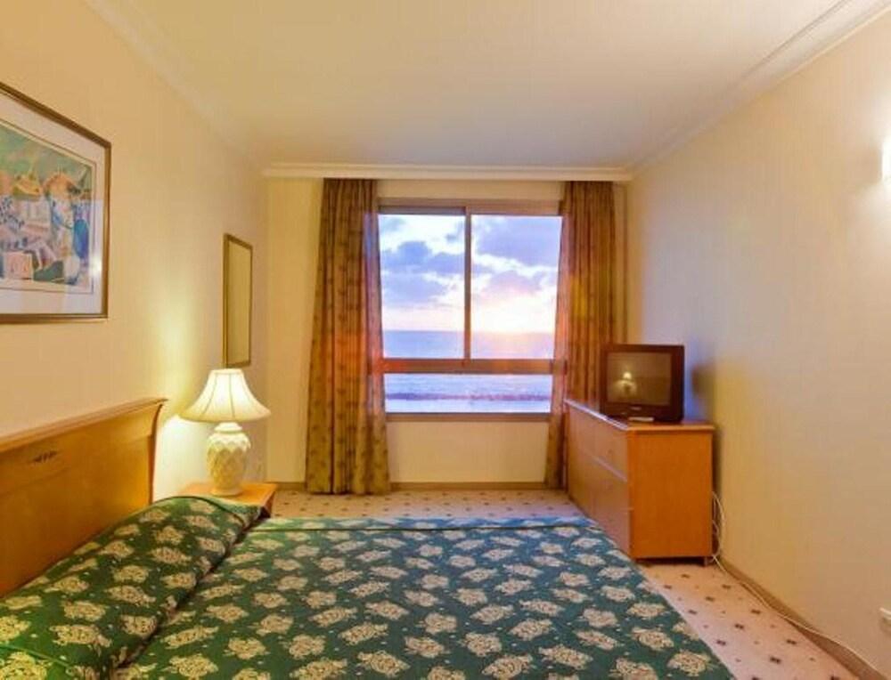 Apartment on the Beach