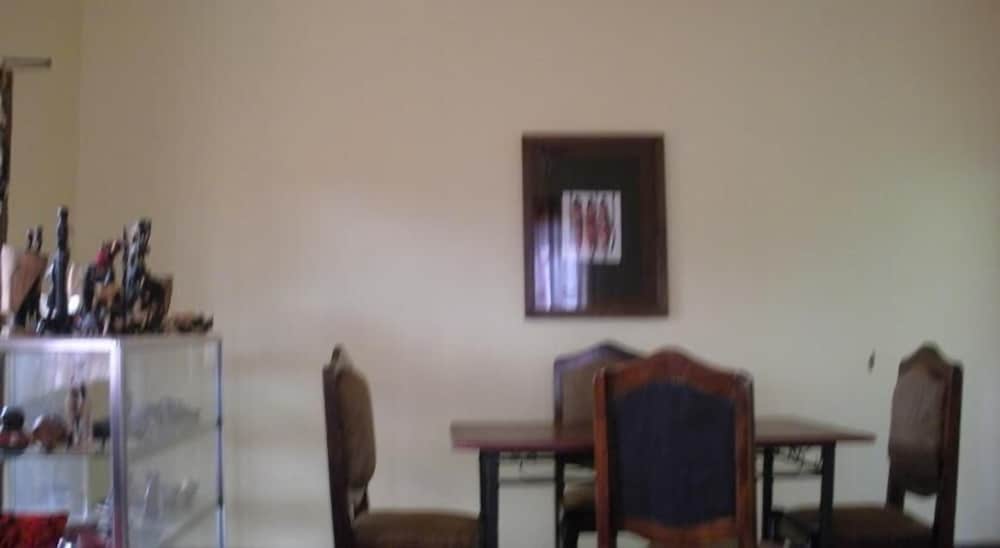 Jambo Rooms-the B&B In Karatu