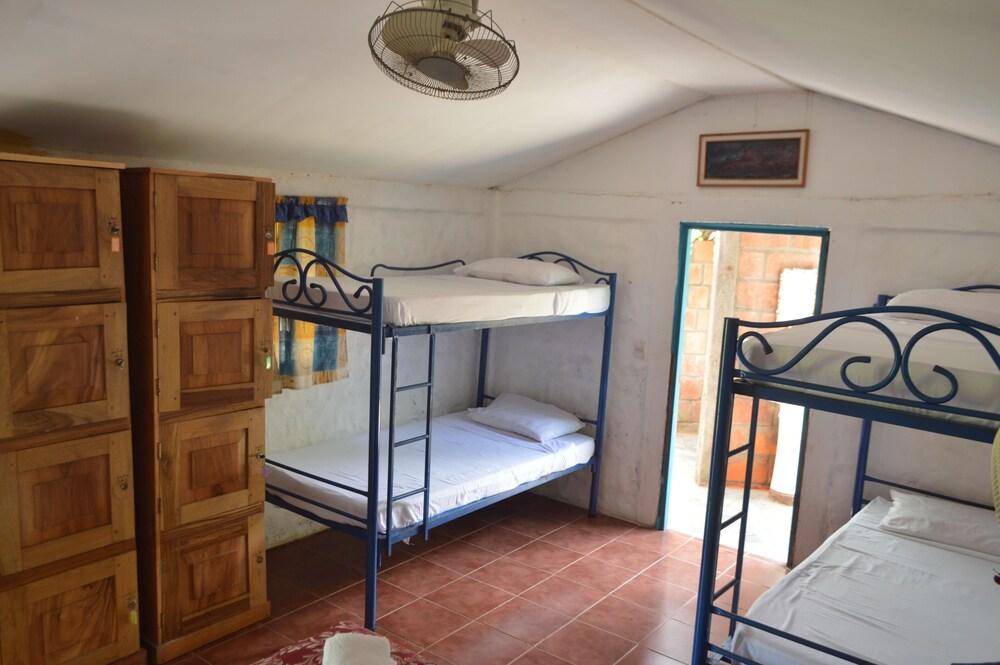 Somar Surf camp & Lodge