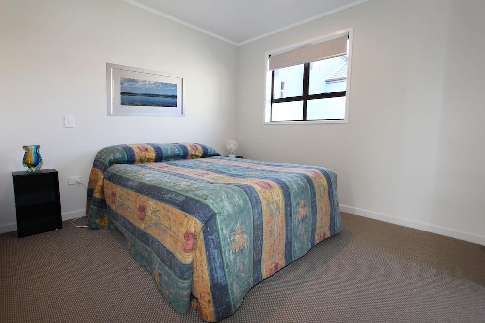 Blue Marlin Apartments