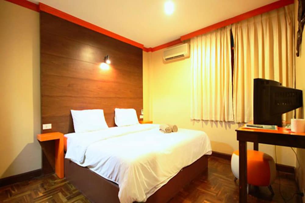 The Palm Delight Lodge