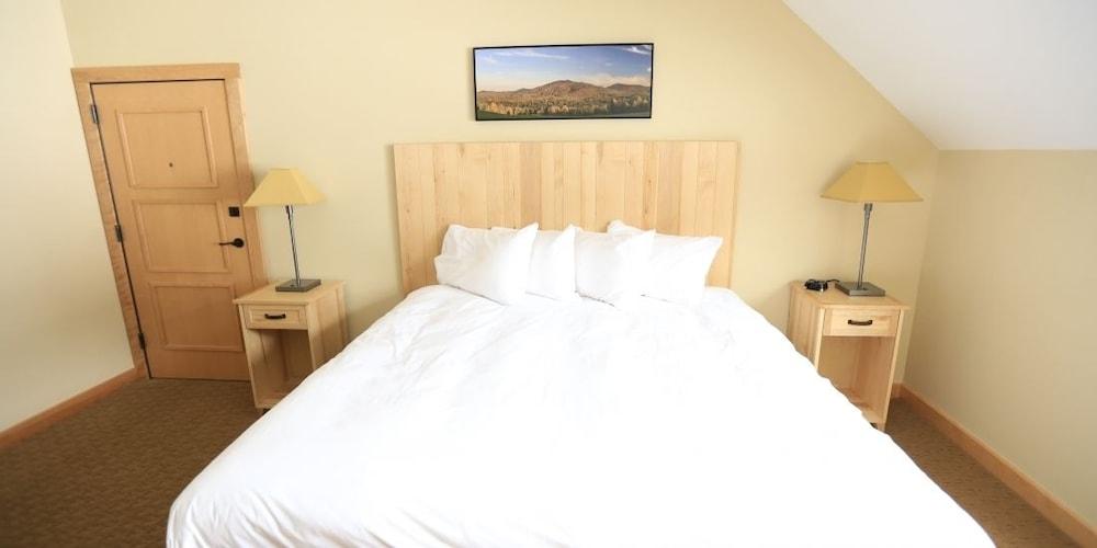 Burke Mountain Hotel & Conference Center