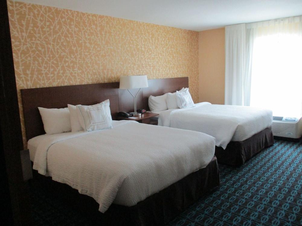 Fairfield Inn & Suites Fremont