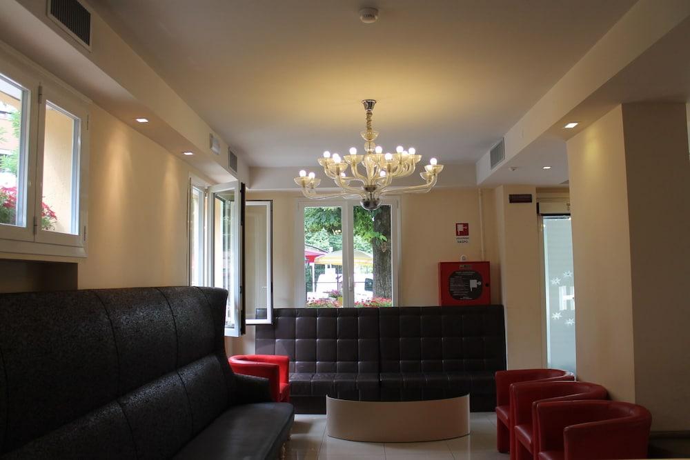 Residence Hotel Laguna