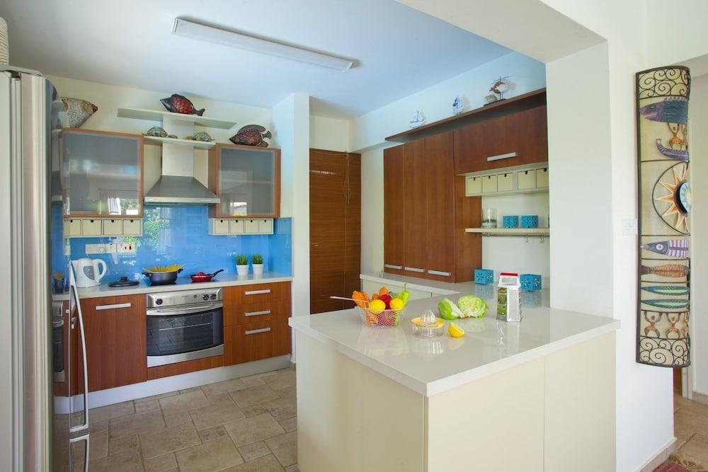 Protaras Villa Skyros