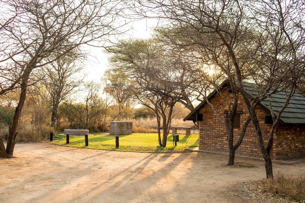 Woodlands Stop Over and Lodge