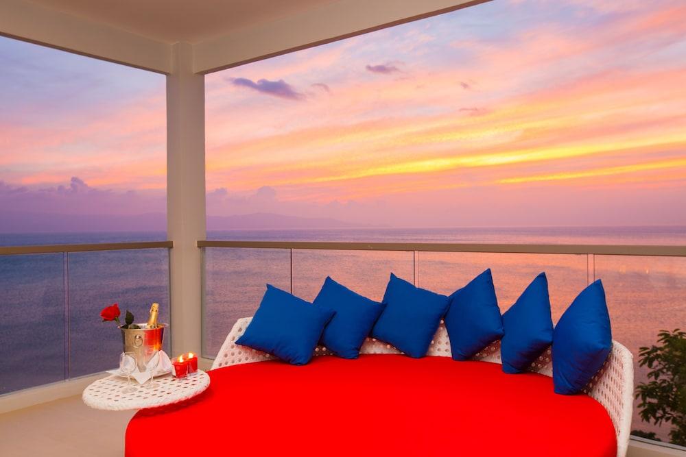 Sunset Beach Hotel - Adults Only