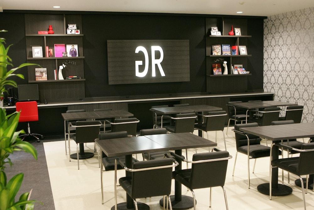 Green Rich Hotel Nishitetsu Ohashi Ekimae