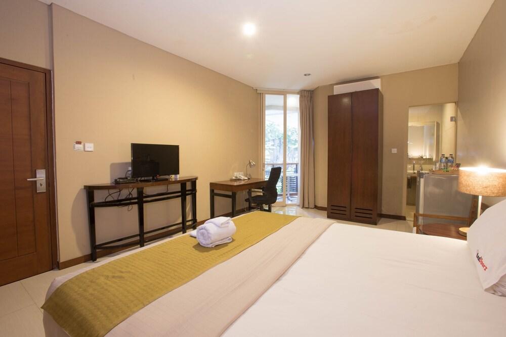 RedDoorz Cipete Selatan