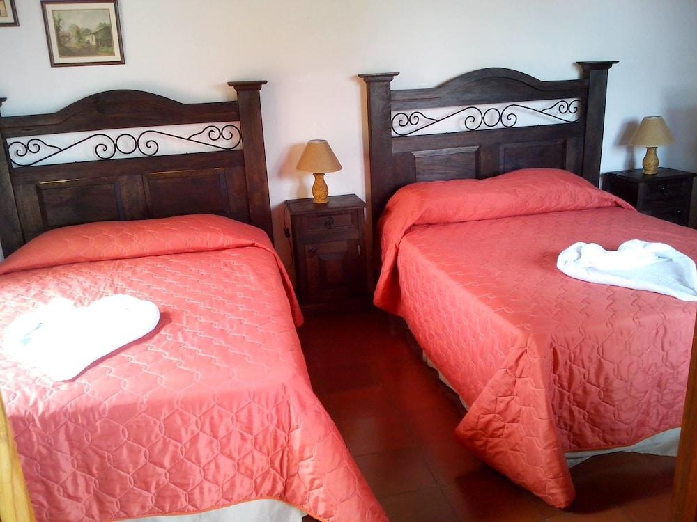 Chez Juanca Hotel Cafe