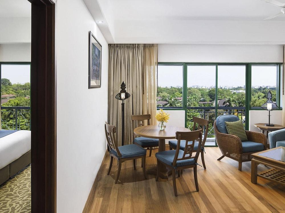 Mercure Yangon Kaba Aye