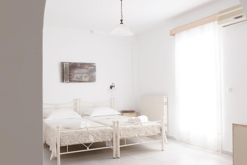 Fragias Boutique Studios & Apartments
