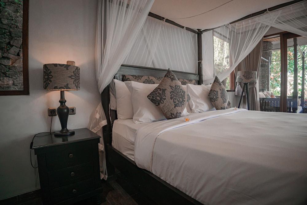 Villa Delmara At Balian Beach