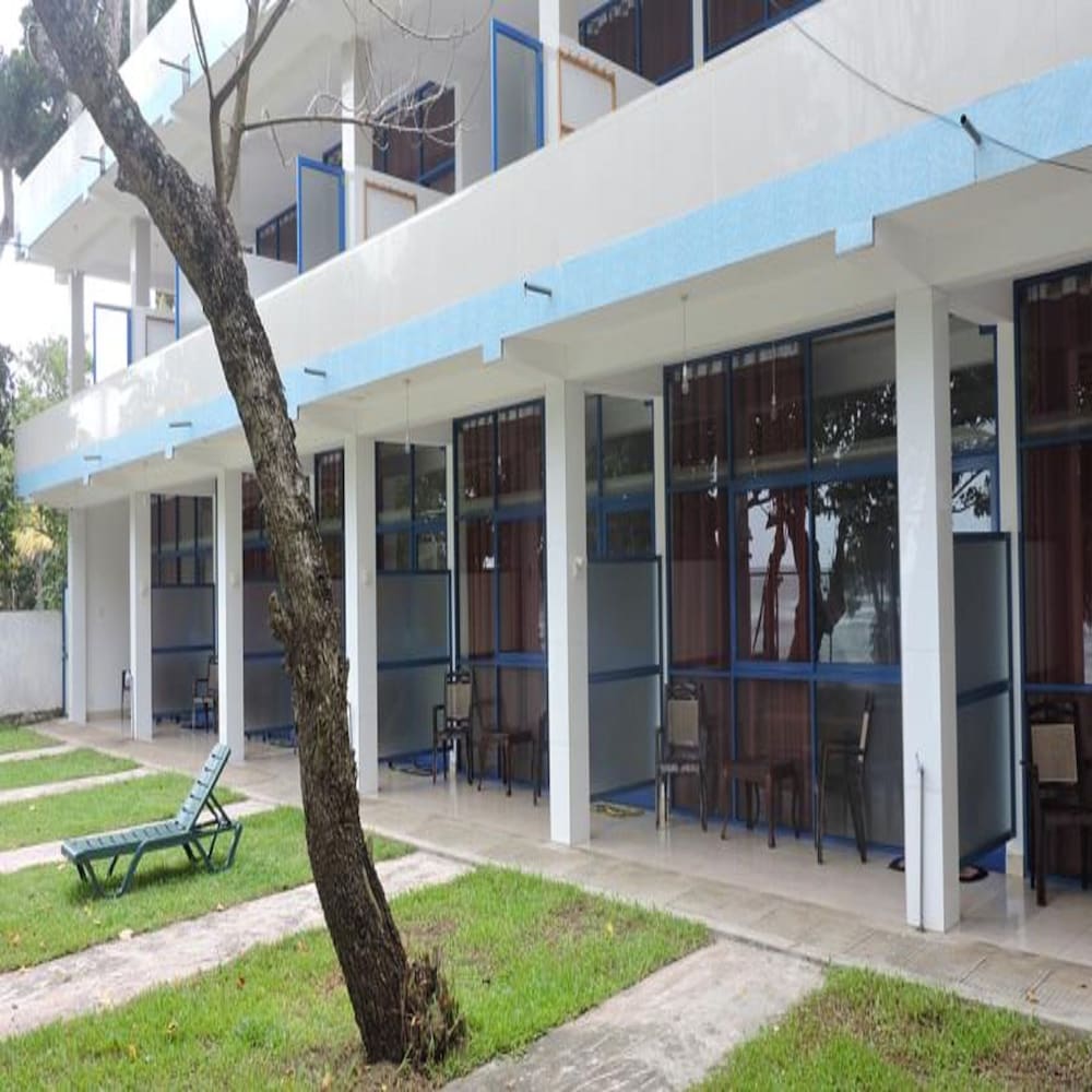 Vista Paradise Beach Resort