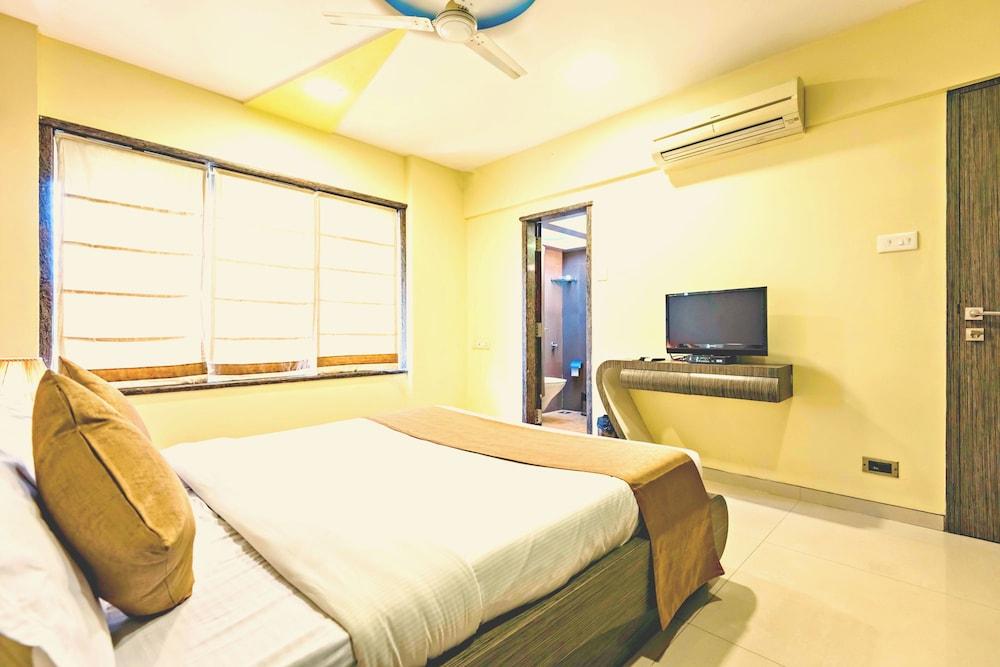 Dragonfly Apartments Emerald