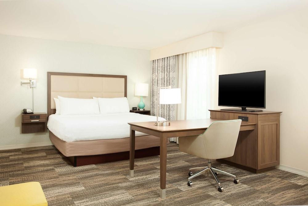 Hampton Inn & Suites Niles/Warren