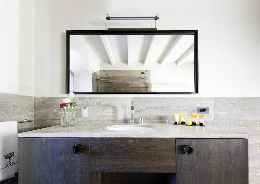 Podere Castel Merlo Resort