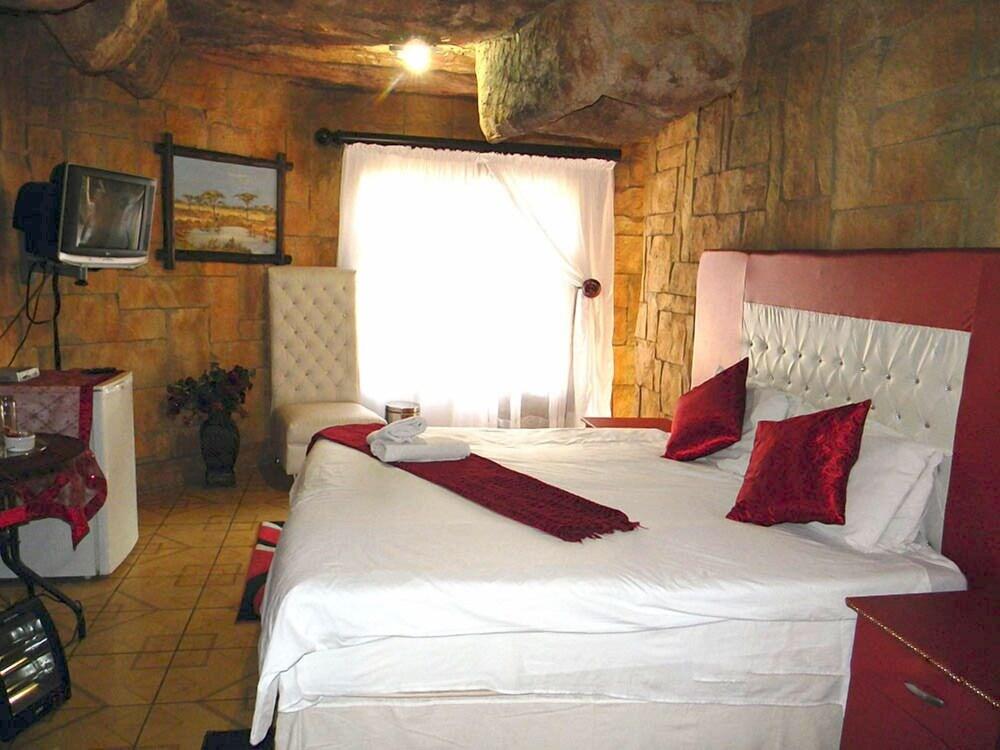 African Cave Lodge