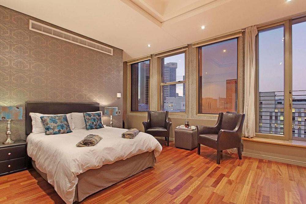 Cape eazi stayz's Cartwright Apartments