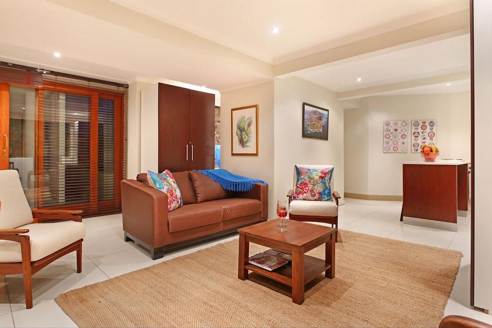 Cape eazi stayz Acc Dysart Cottage