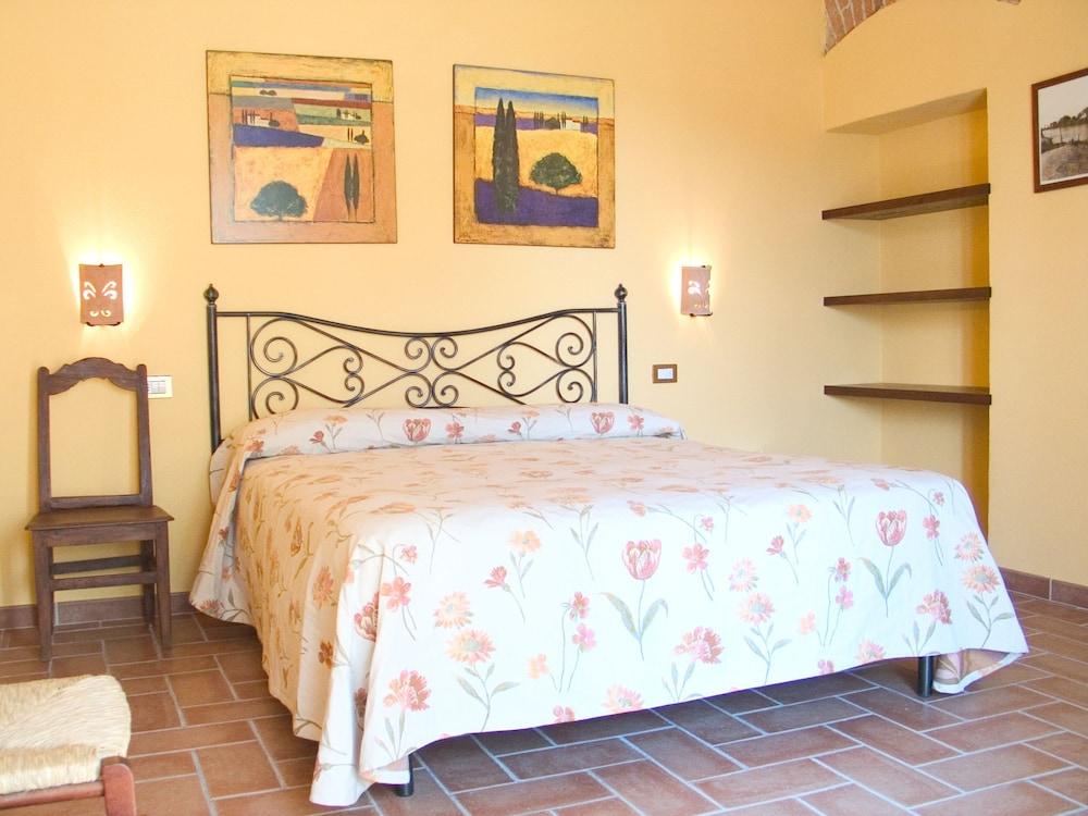 Agriturismo La pulledraia