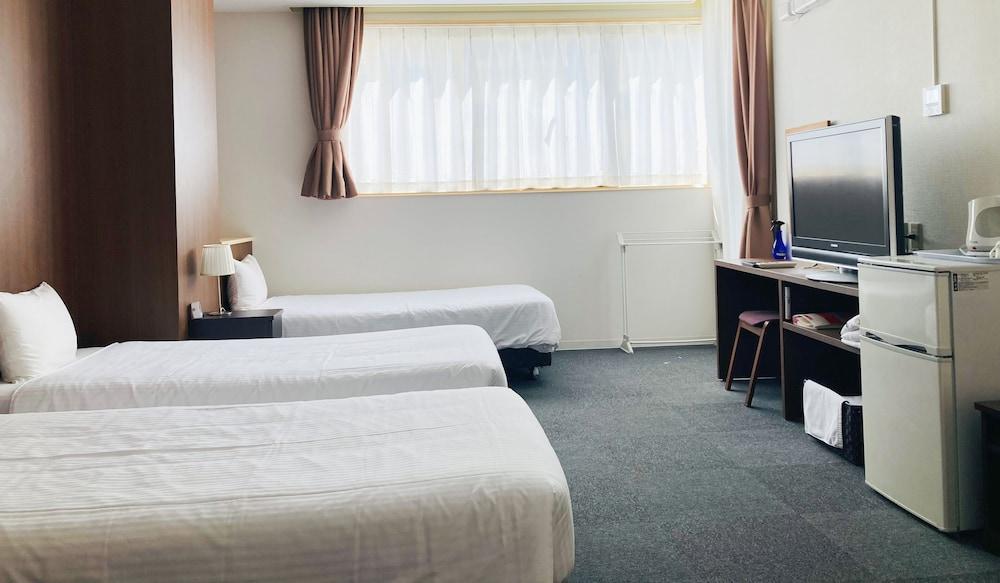 Hotel Precia Naha Tsujimachi