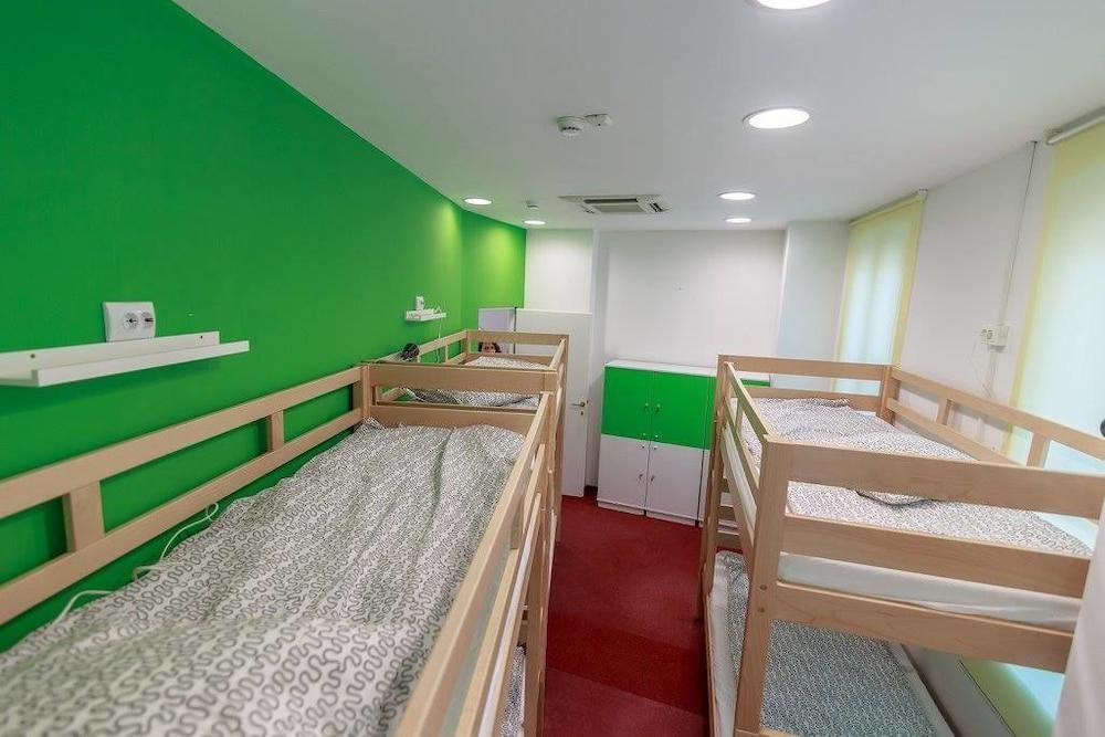 Pura Vida Sky Bar & Hostel