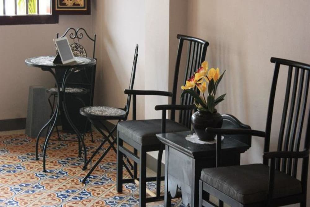 Ming Shou Boutique House