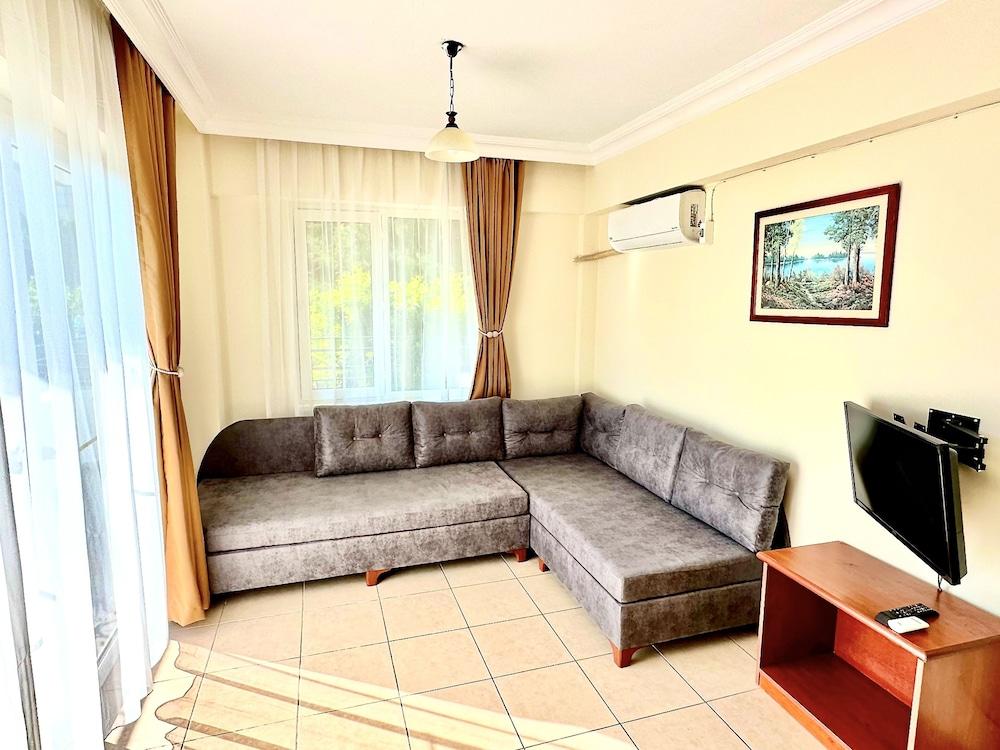 Melissa Garden Apart Hotel