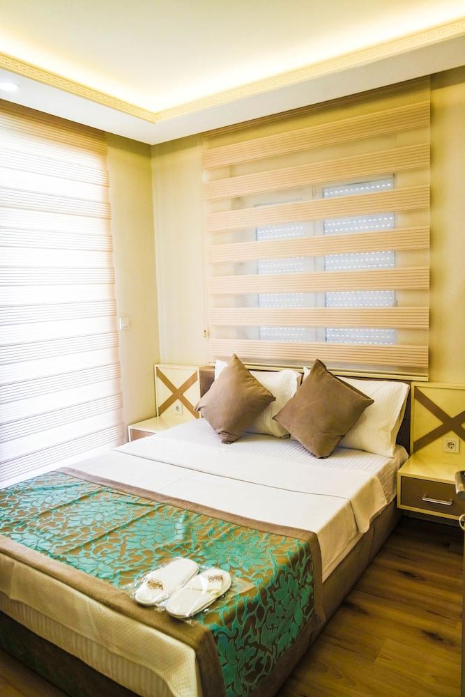 Ale Apartments Hotel