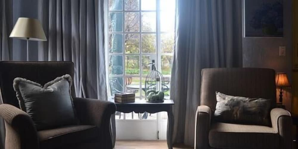 Ambleside Clarens Self Catering Cottages