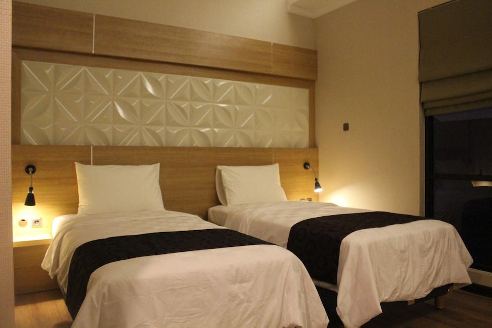 Fontana Hotel Jakarta