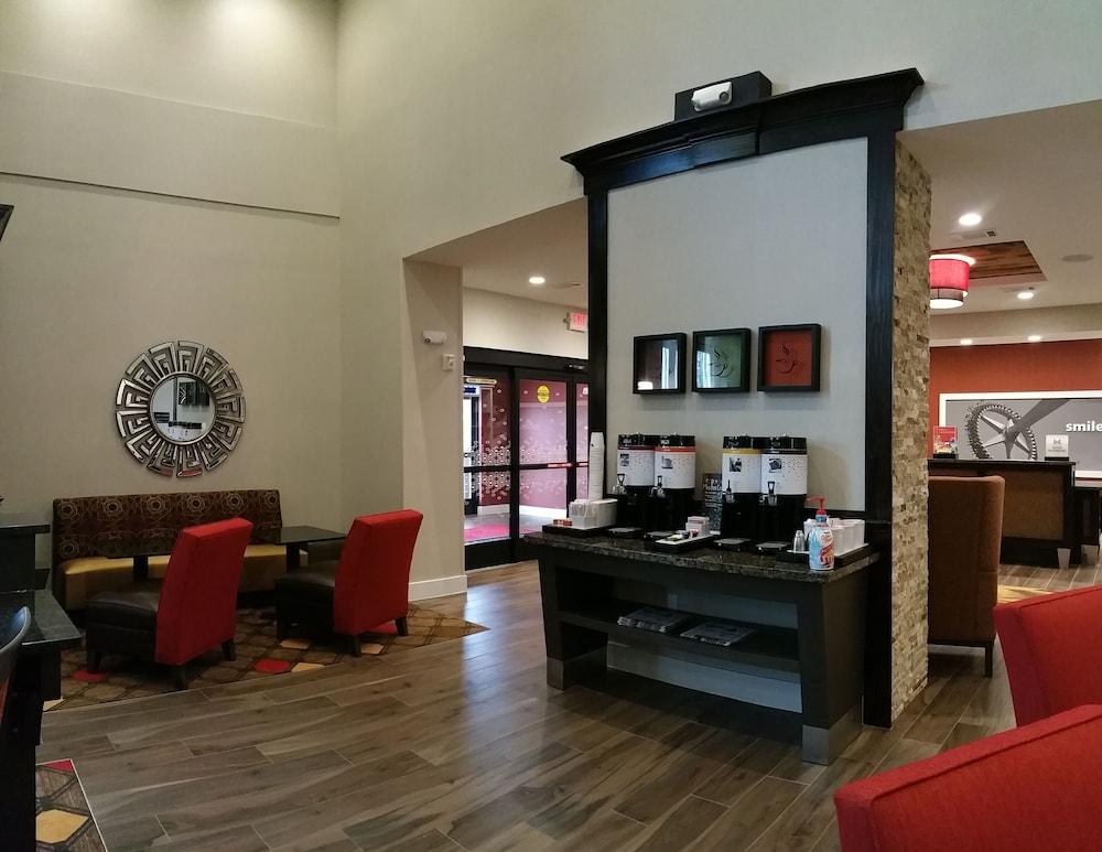 Hampton Inn & Suites Houston/Atascocita