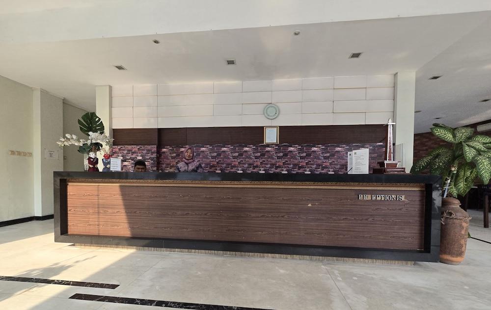 N2 Hotel Gunung Sahari