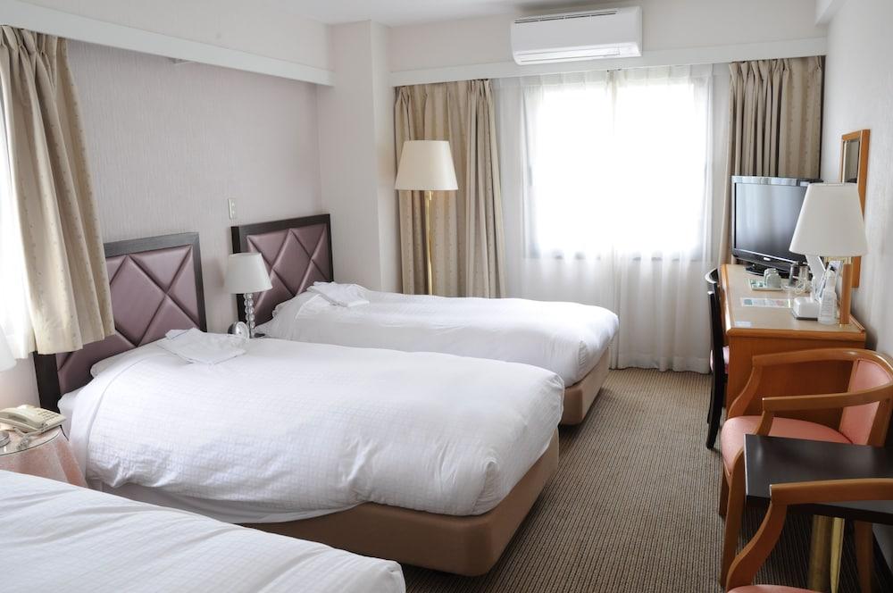 Hotel Terrace Yokohama