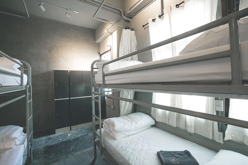 2W Bed & Breakfast Bangkok