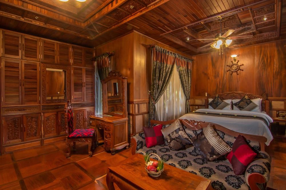 Model Residence and Spa