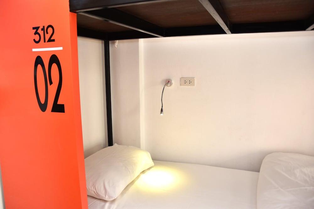 Mad Monkey Chiang Mai - Hostel