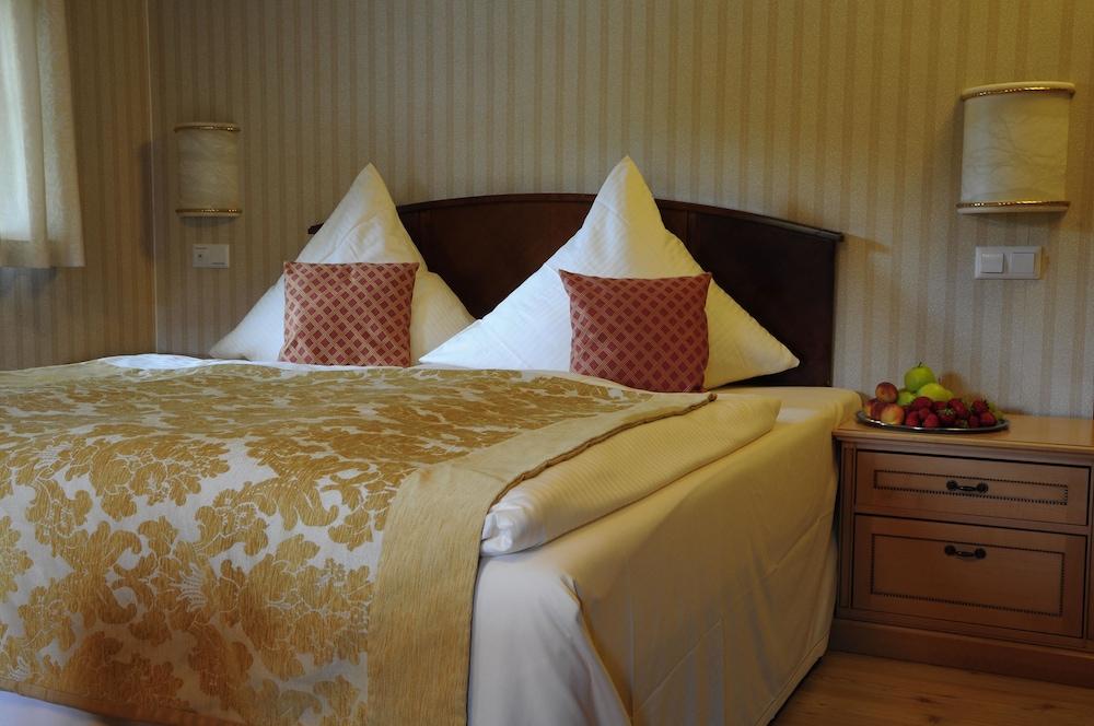 Hotel Schlossresidenz Heitzenhofen