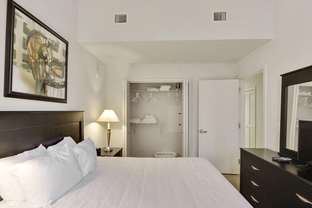 The Arch by BridgeStreet