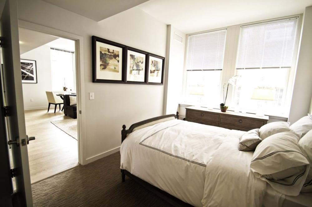 The Arch by BridgeStreet