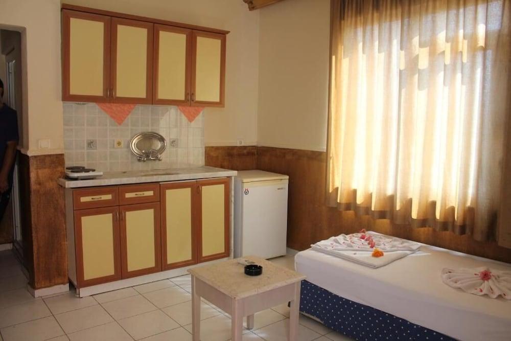 Best Life Apart Hotel