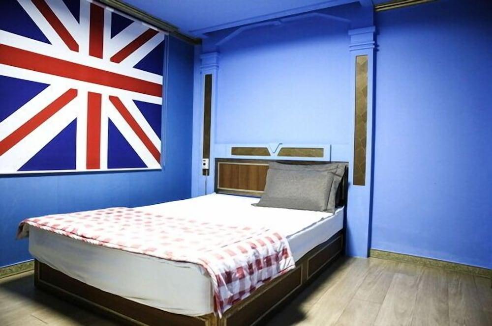 Moiri Guesthouse - Hostel