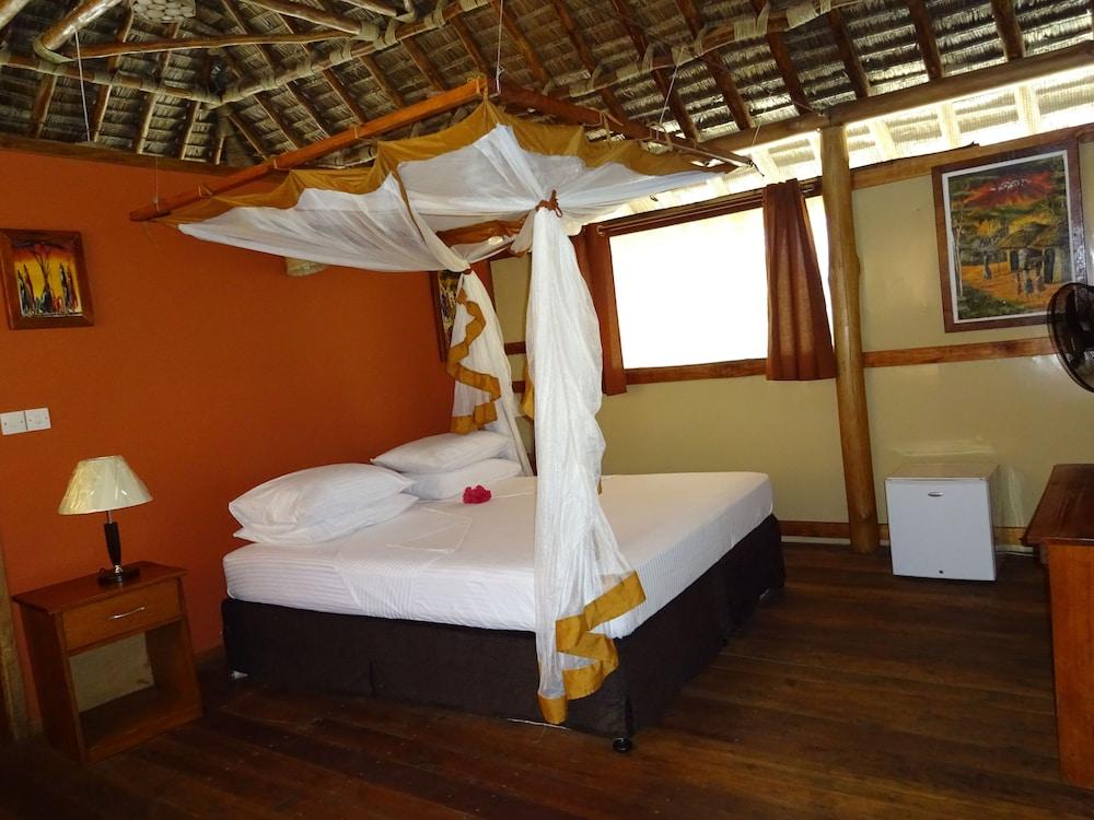 Barry's Beach Resort